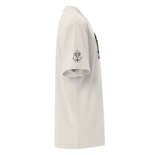 Load image into Gallery viewer, Oversized “I Trust No Treason” Tee